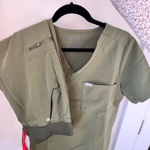 Figs Sage Green Scrub Ensemble